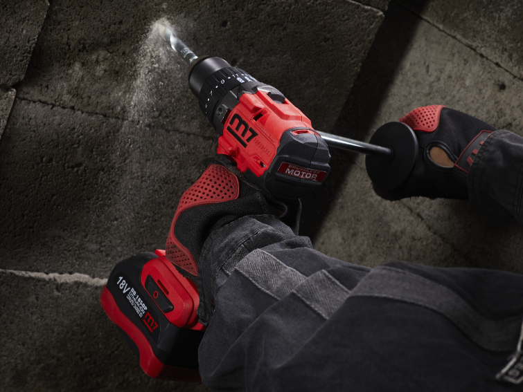 m7 Slagborr/skruvdragare 18V-5,0Ah inkl. 2xbatteri & laddare