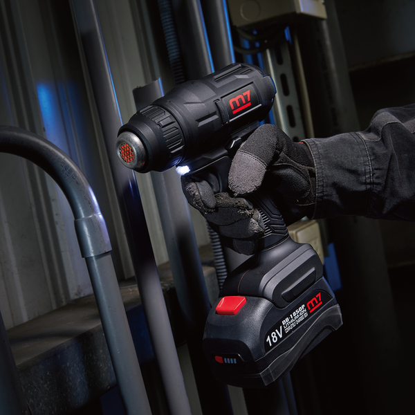 m7 Hetluftspistol 18V inkl.2 x 5.0 Ah batteri & laddare