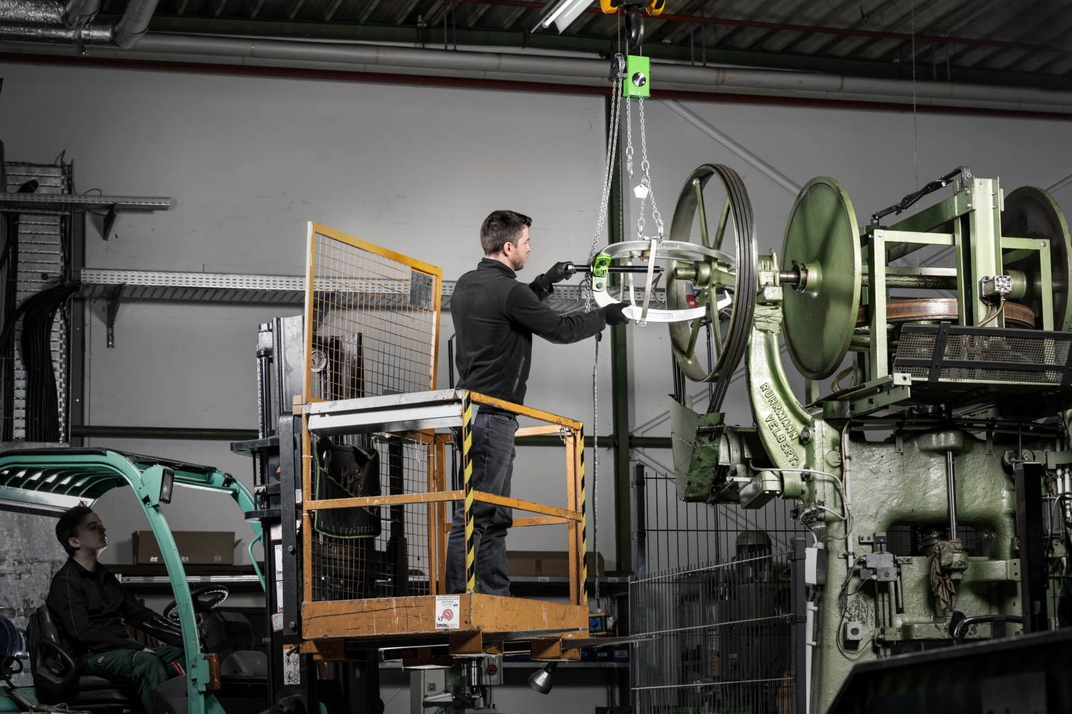 KUKKO 3-armad självcentrerande avdragare