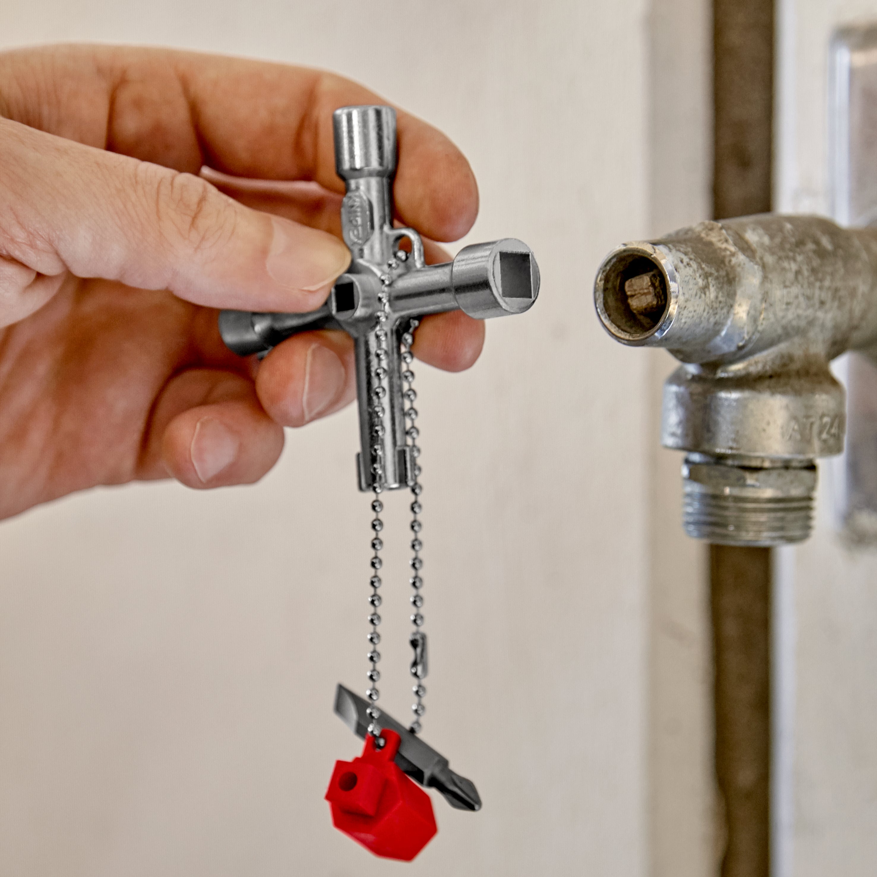 KNIPEX Apparatskåpsnyckel 76mm