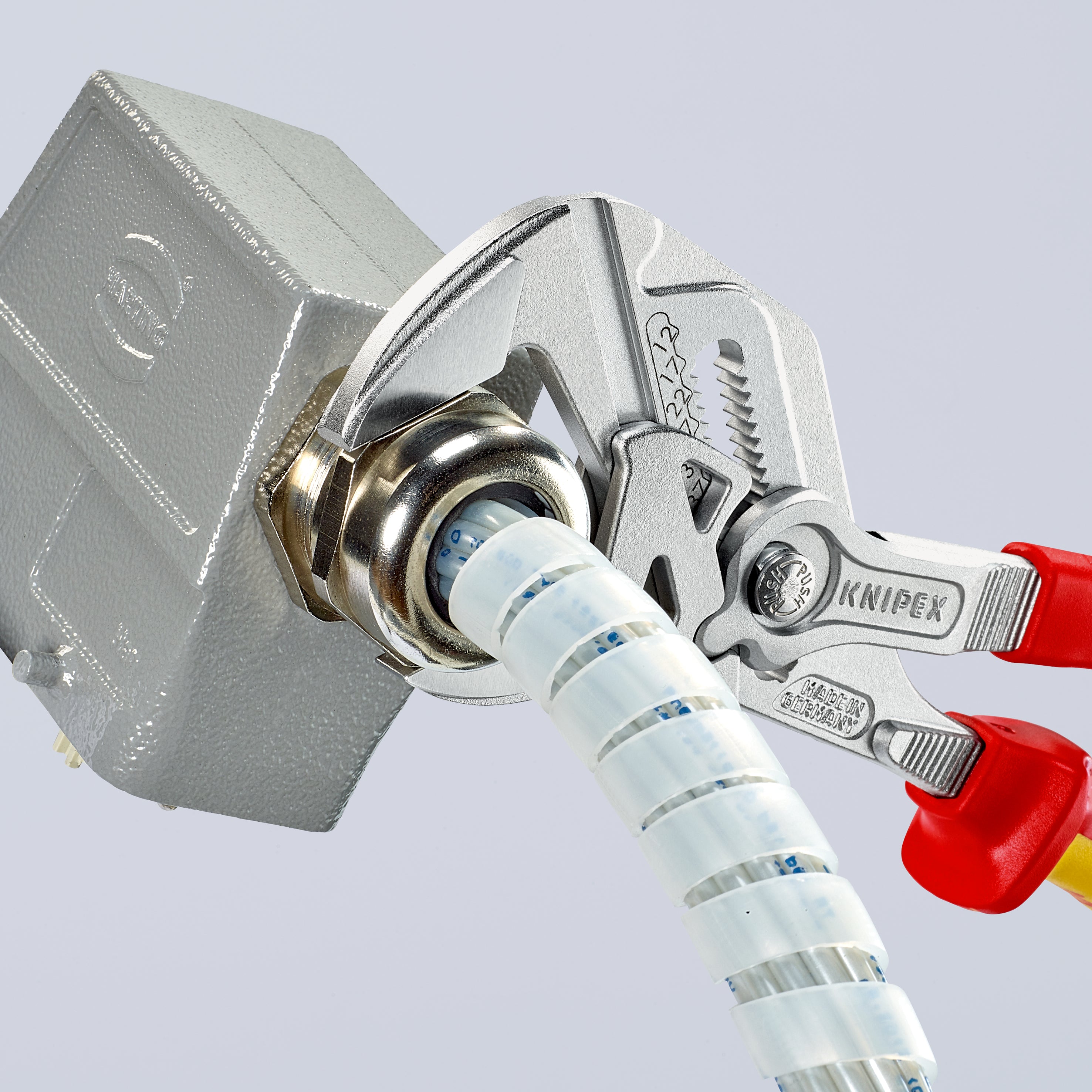 KNIPEX Tångnyckel Tång- och skruvnyckel i ett verktyg