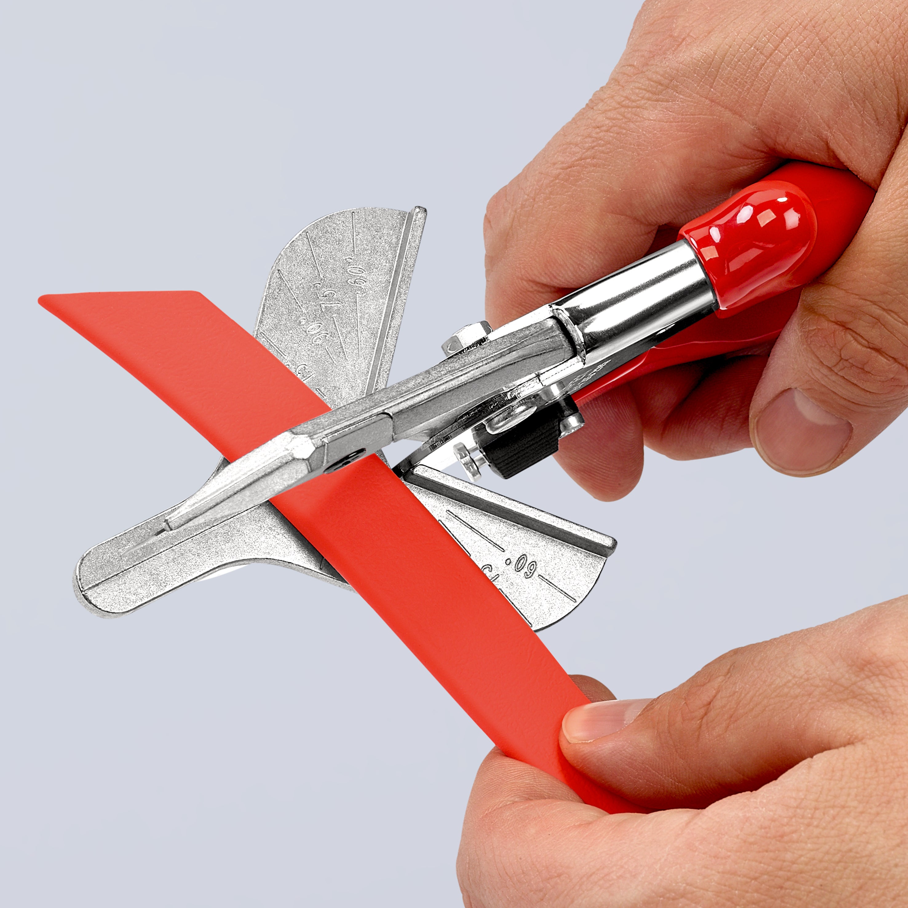 KNIPEX Geringssax för plast- och gummiprofiler 215 mm