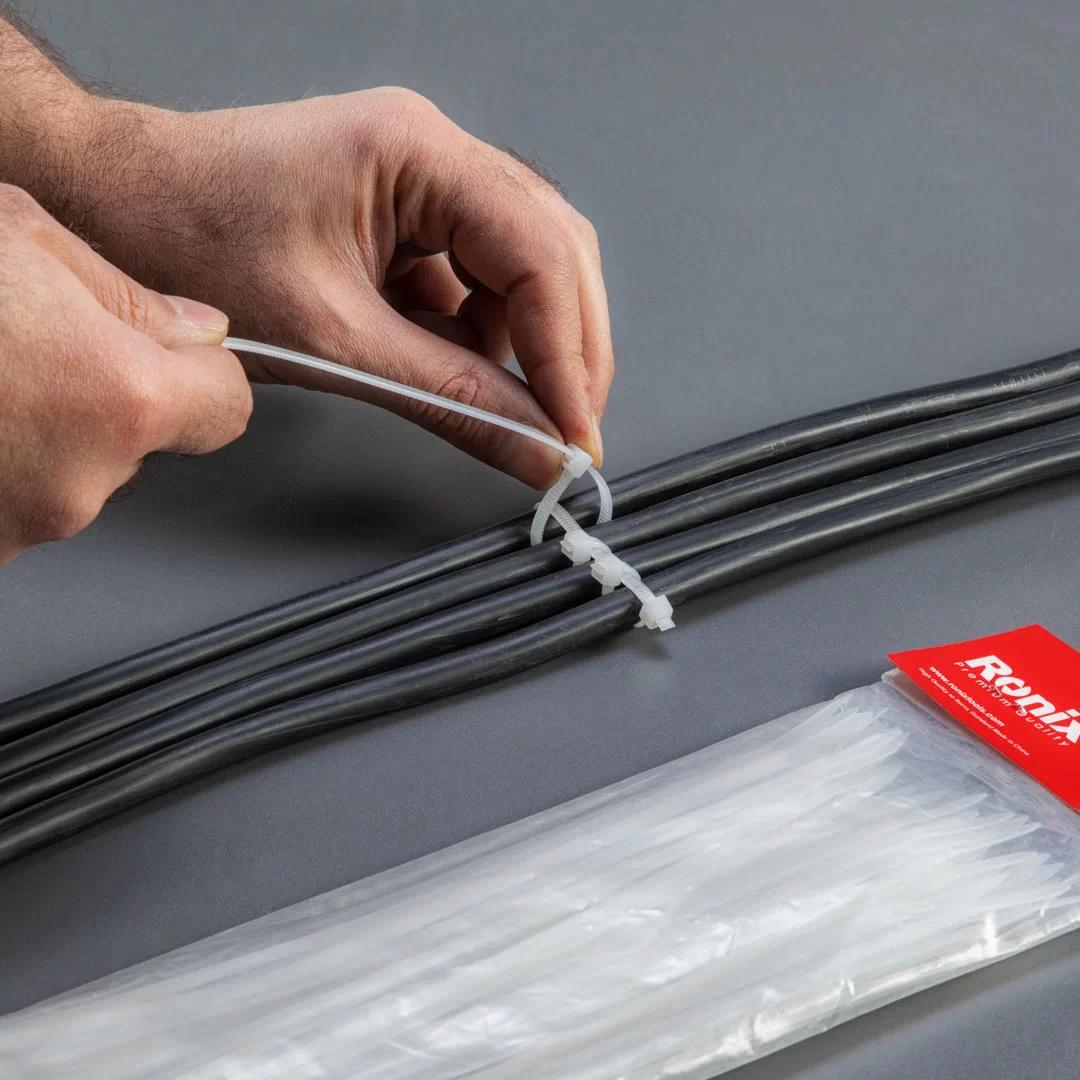 Buntband
Mått:: 250*3,6 mm